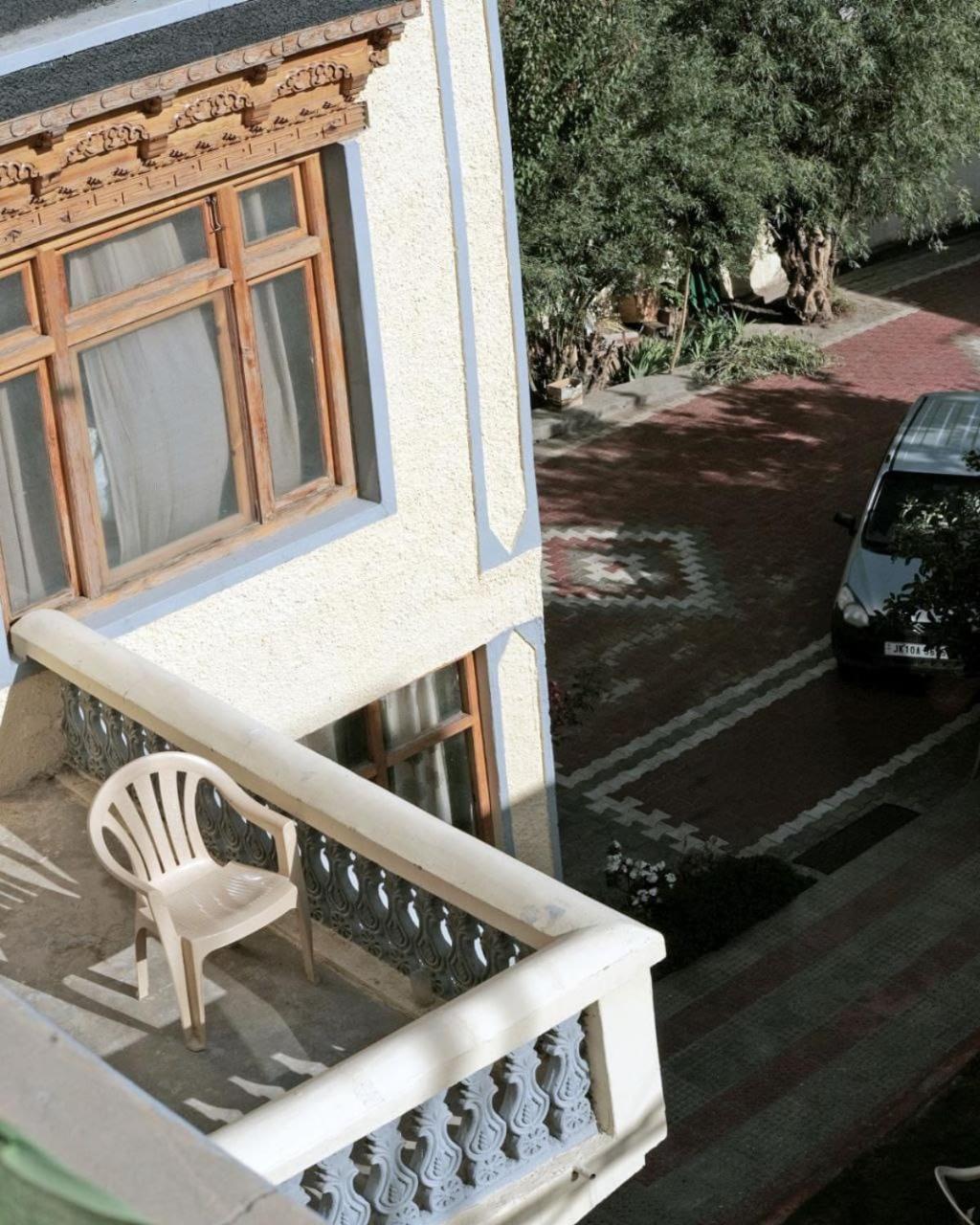 Hotel Lonchay Residency Лех Экстерьер фото